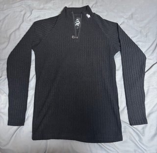 Camiseta Sinners Attire Manga Larga Negra