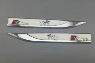 Emblemas laterales Audi S line