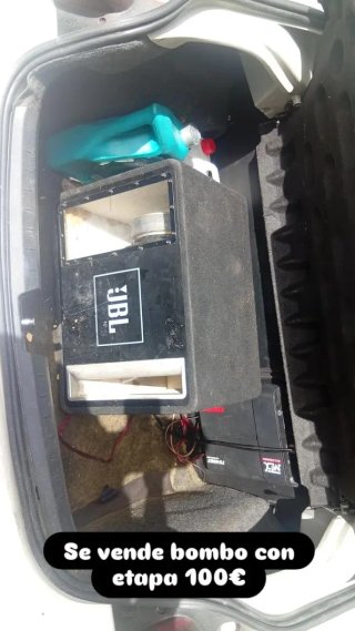 Bombo JBL con Etapa de Potencia