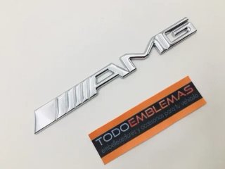 Emblema logo mediano Mercedes AMG cromado