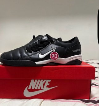 Nike Total 90 III Negras Nuevas