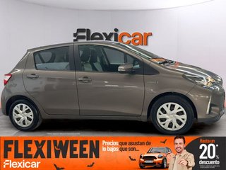 Toyota Yaris 1.5 120H Business Plus