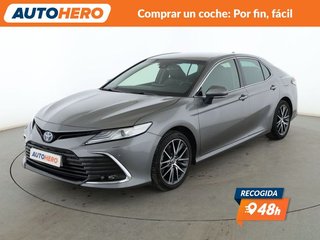 Toyota Camry 2.5 Hybrid Luxury