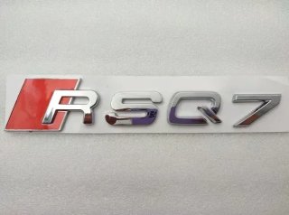 Emblema Audi RSQ7 color plata
