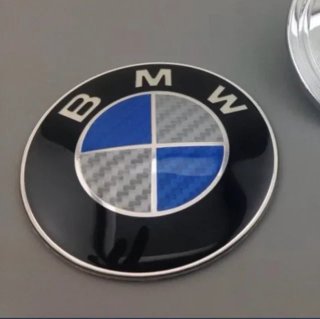 Chapa emblema carbono BMW 78 mm