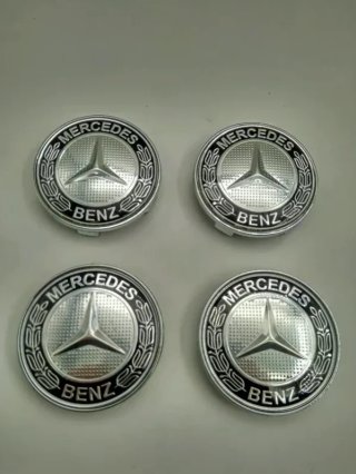 4 centros de rueda Mercedes plata 68 mm