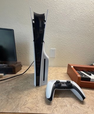 PS5 Slim (PlayStation 5) 1TB Disco