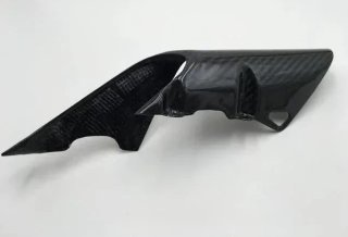 Protector cadena carbono Ducati Hypermotard 796