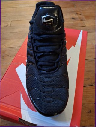 Nike Air Max Plus Triple Black Talla 41