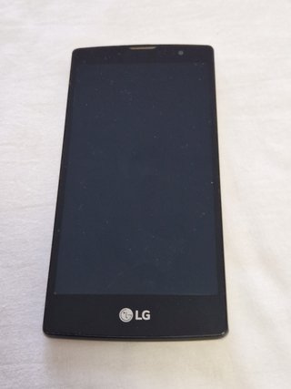 2 CELLULARI LG NERI PER RICAMBI