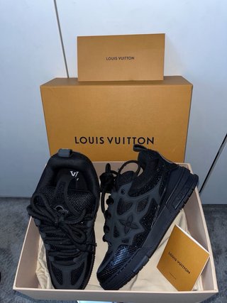 Louis Vuitton Skate Black Crystal - T. 42 Marca: