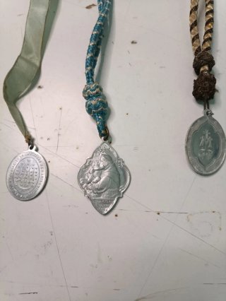 Lote de 3 Medallas Religiosas
