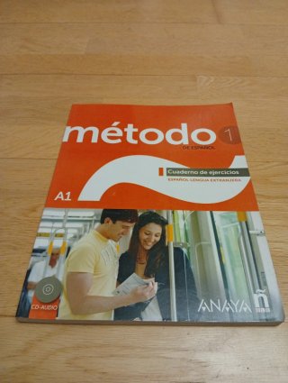 Libro de texto: Método de español A1 - Anaya