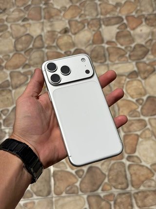 iPhone 17 Pro Max