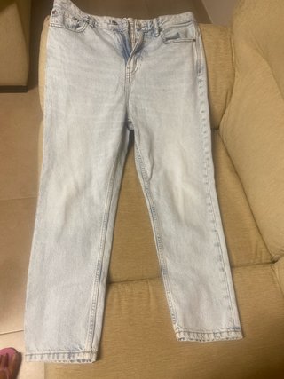 Pantalón vaquero claro