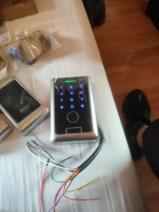 Instalador de telefonillos,RFID y controladores