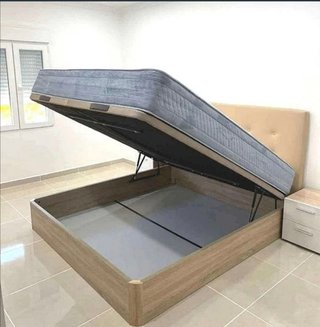 Letto canapé con materassi nuovi