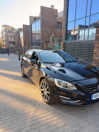 Volvo V60 2017