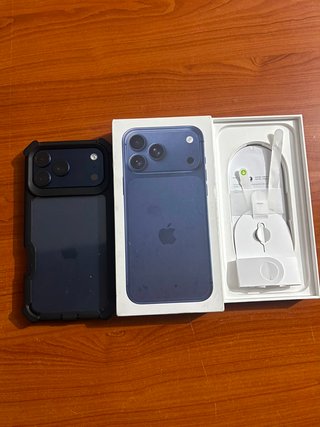 iPhone 17 Pro Max Azul
