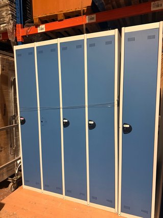 Lote de 10 taquillas metálicas modulares