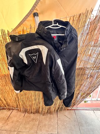 Conjunto Moto Mujer Dainese Negro/Blanco Talla M