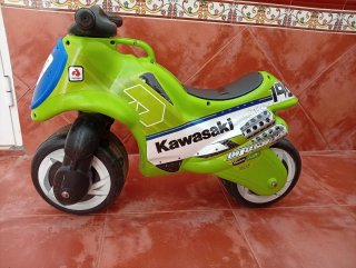 Moto Correpasillos Injusa Kawasaki
