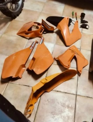 Plásticos derbi senda