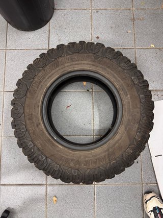 Neumático Cooper Discovery STT 235/85 R16