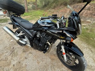 Suzuki Bandit 650S Negra