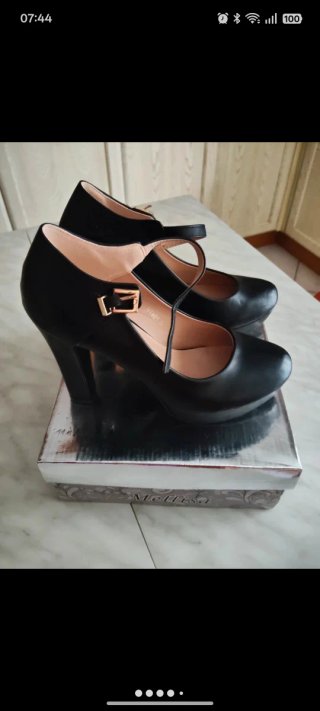 Scarpe con tacco Mellisa nere