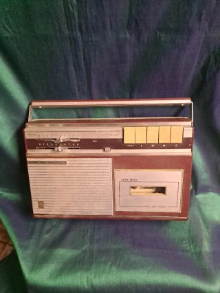 Radio Cassette Ingra MC-220 L
