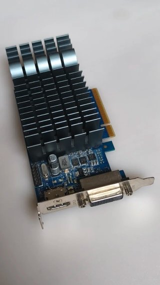 Gráfica 2Gb DDR3