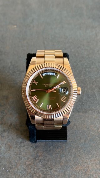 Reloj de hombre Day-date Oro Rosa olive dial