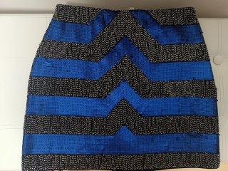 Minifalda de lentejuelas azul y negro