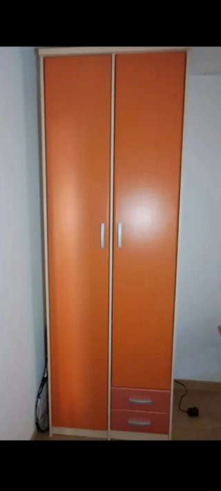 Armario Juvenil de Dos Puertas