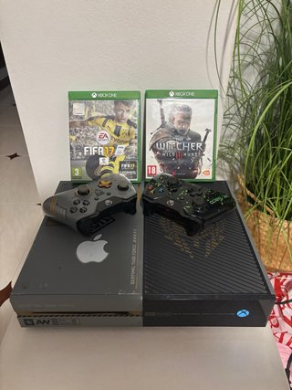 Xbox One con 2 mandos y 2 juegos