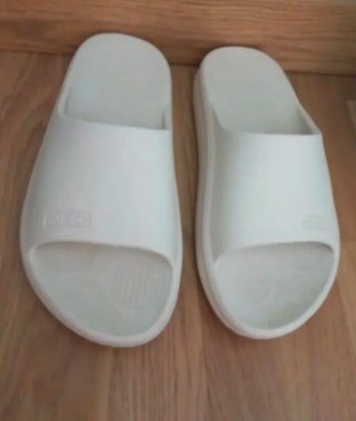 Chanclas Munich Blancas