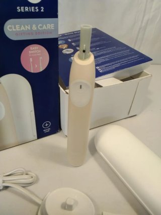 Spazzolino Elettrico Oral-B Serie 2