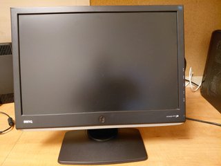 Monitor BenQ con connettore D-SUB