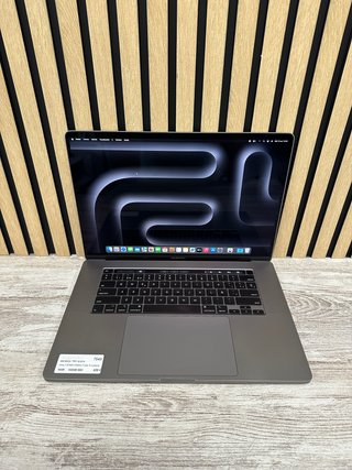 MacBook Pro 16" 2019 i7 16GB 500GB