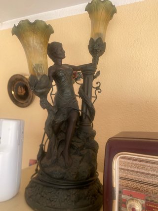 Lámpara Vintage con Figura