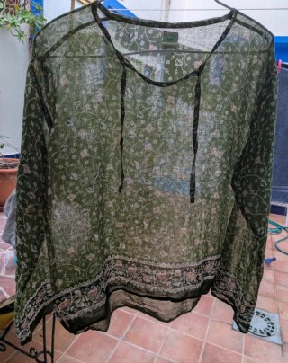 Blusa Sastra verde floral talla única