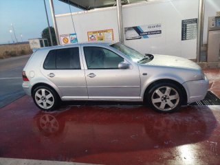 Volkswagen Golf 2000