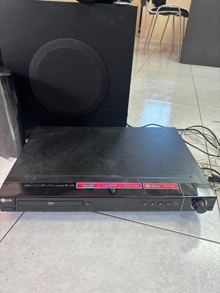 Home cinema + Reproductor DVD LG Full HD HDMI