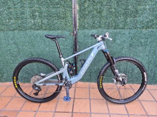 Bicicleta eléctrica Ghost Path Riot Advanced