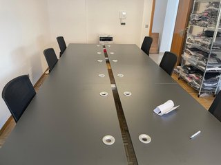 Mesa de oficina para 6 puestos