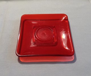 Piattino vintage Omada rosso