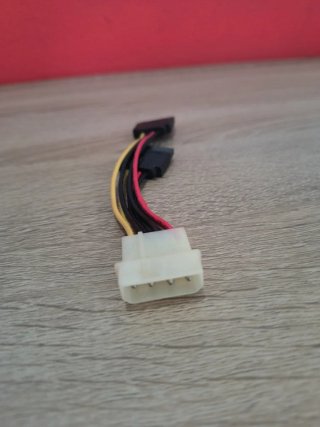 Adaptador Cable Interno Ordenador Molex a SATA