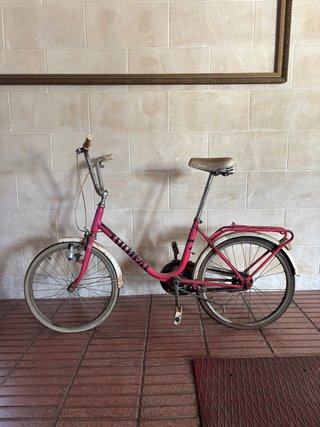 Bicicleta BH rosa plegable