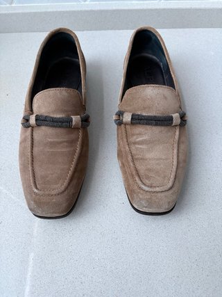 Mocasines ante camel